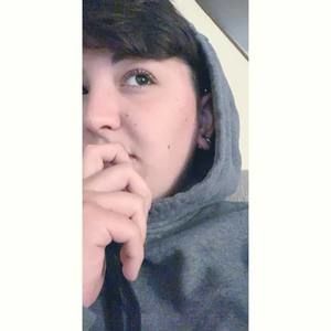 Meet your Posher, Lydia